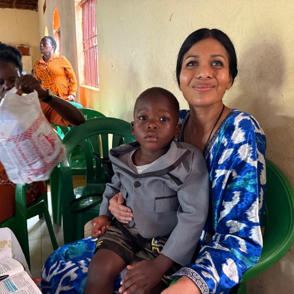 Meet your Posher, Sarah - Picture 2 of 12